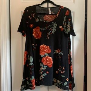 LulaRoe tunic. Black with floral